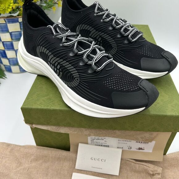 Men’s Gucci run interlocking G sneakers size 12.5 made in Italy - Picture 3 of 7
